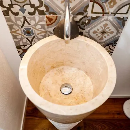 Dimora Pozzo Epifani Feriehus *